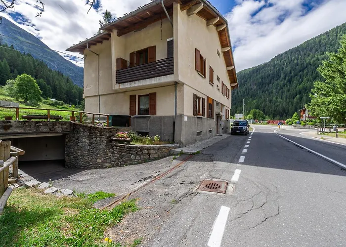 Casa Cristina - Relax E Sci A * La Thuile